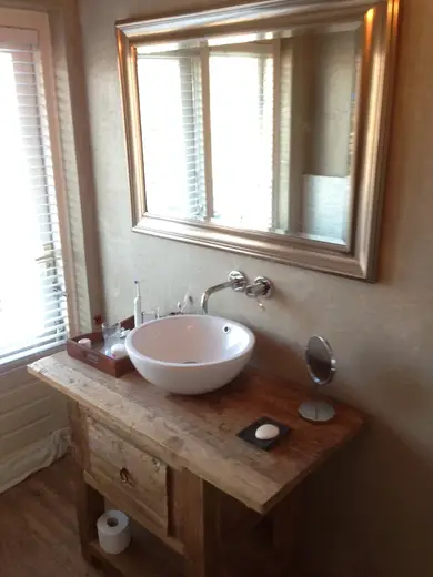 Badkamer 12, foto 1