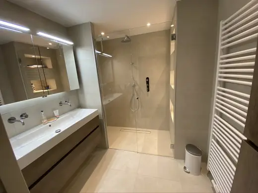 Badkamer 51, foto 1