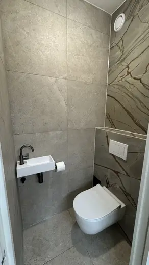 Toilet 18, foto 1