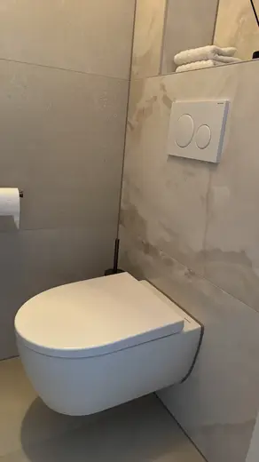 Toilet 20, foto 1